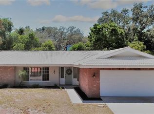 1143 Lancer Ln, Tarpon Springs, FL 34689