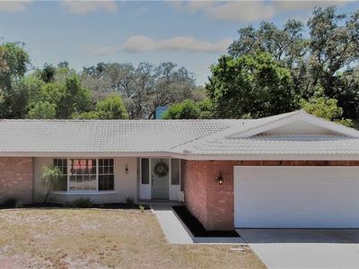 1143 Lancer Ln, Tarpon Springs, FL, 34689