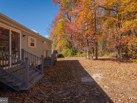 2nd image of 1900 Fletcher Rd