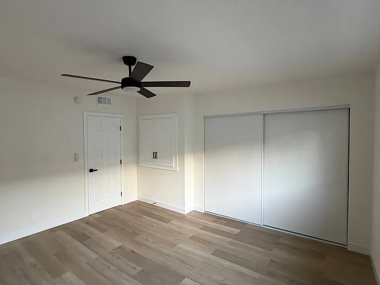 14328 Addison St #5 — Photo 20