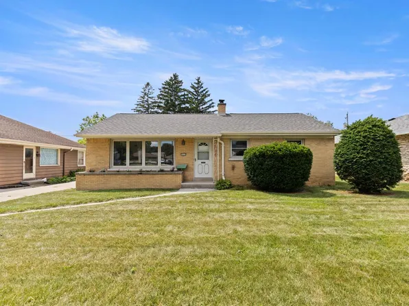 2831 S 76th STREET, West Allis, WI 53219