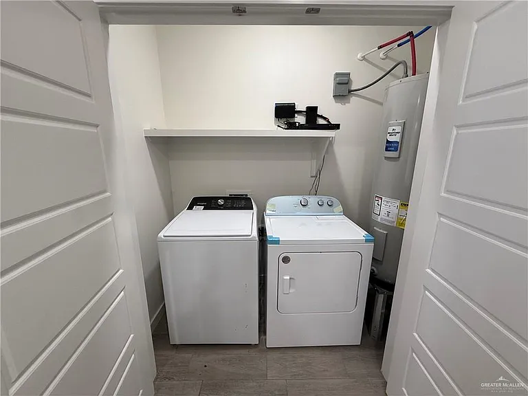 1306 W Platinum Dr #4 — Photo 7
