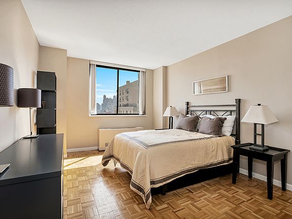 5th image of 225 W 83rd St APT 14D