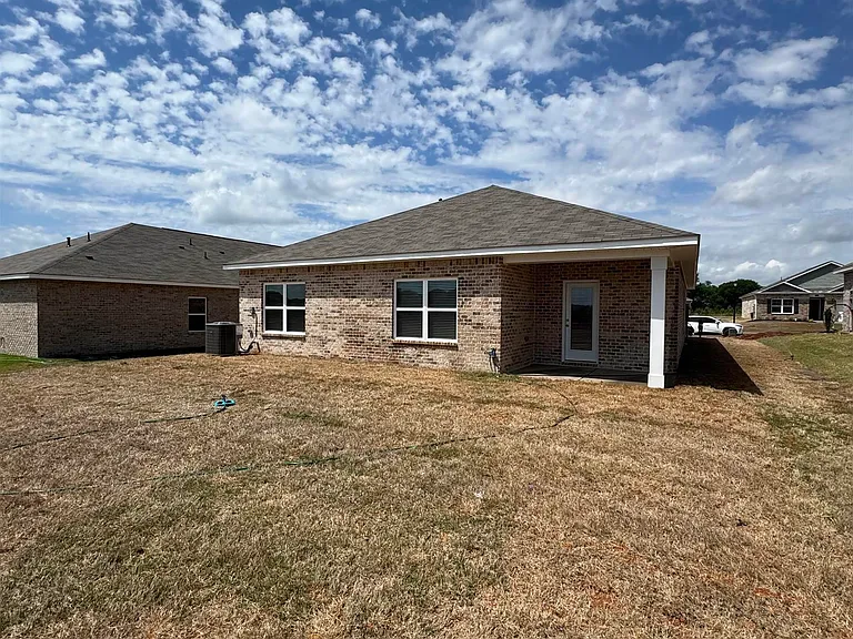 115 Betty Williams Dr — Photo 25