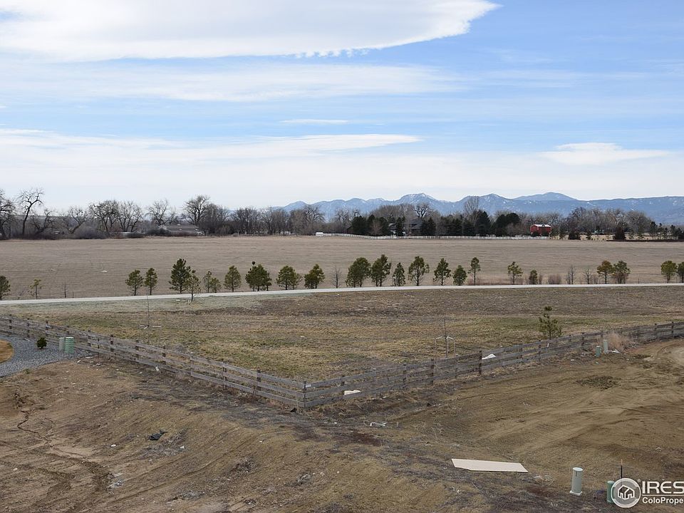 2nd image of 2414 Summerlin Ct