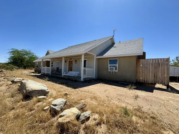 1661 E Dolphin Ave, Ridgecrest, CA 93555