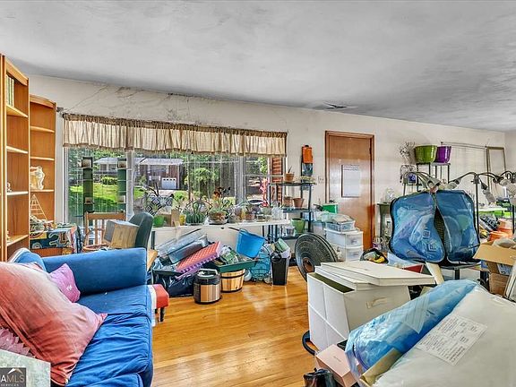 5th image of 511 Collier Ridge Dr NW