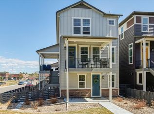 8945 Ramblestone St, Highlands Ranch, CO 80129
