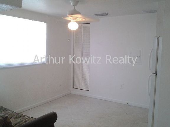 3rd image of 715 Harvey Ave APT 4