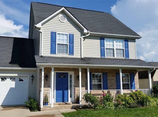 216 Inglecress Rd, Waynesboro, VA 22980