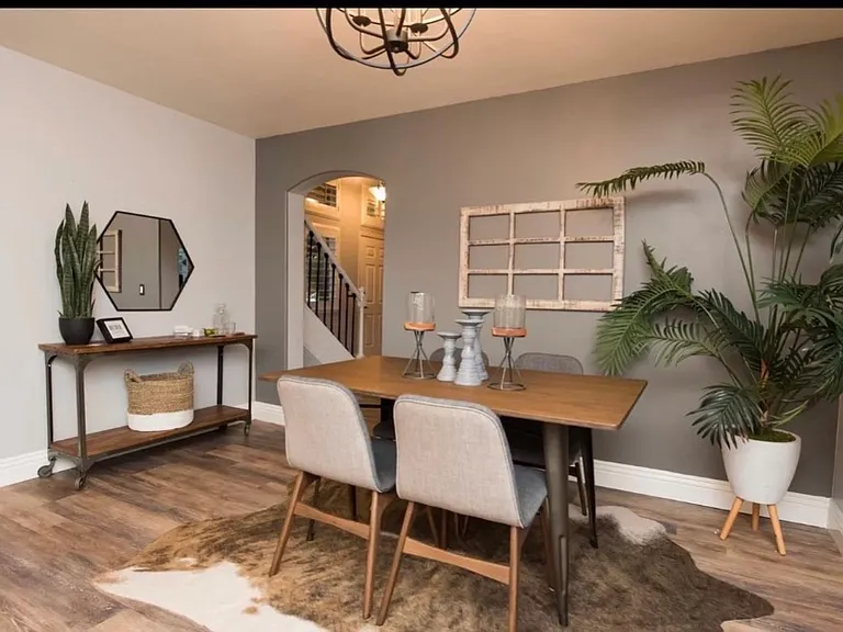 1118 El Macero Way — Photo 3