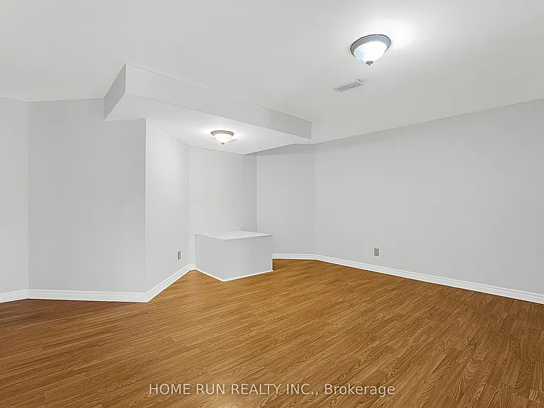 5 Cheltonia Way — Photo 43