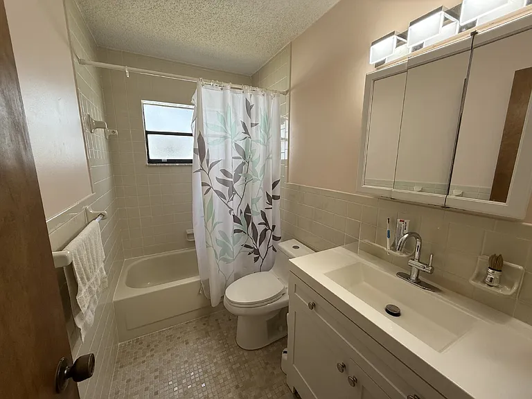 6203 Emerson Dr — Photo 5