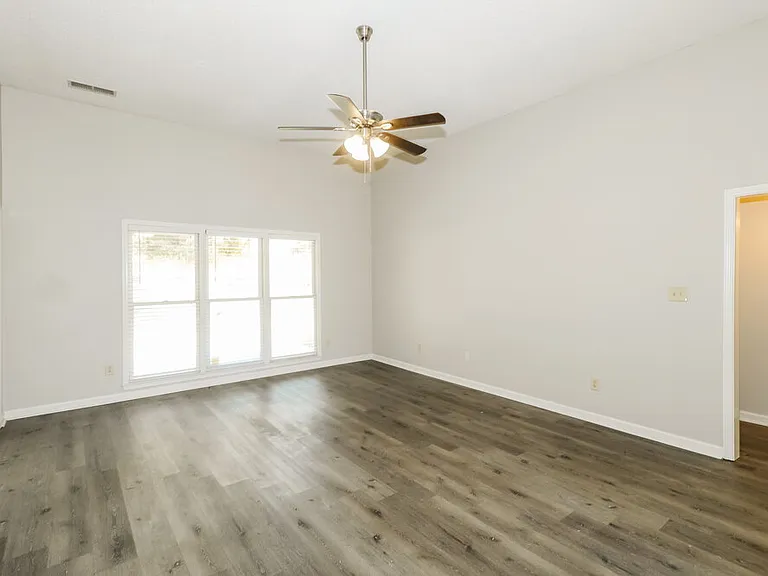 9224 Chimneyrock Blvd — Photo 5