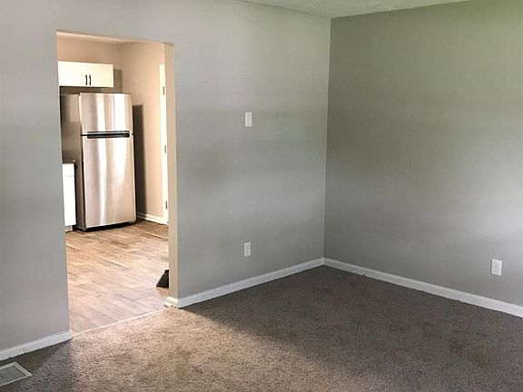 2nd image of 382 Woodston Ct