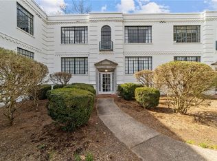 1700-K4 N Elm St, Greensboro, NC 27408