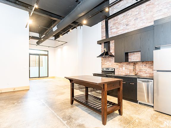 3rd image of 255 18th St APT 109