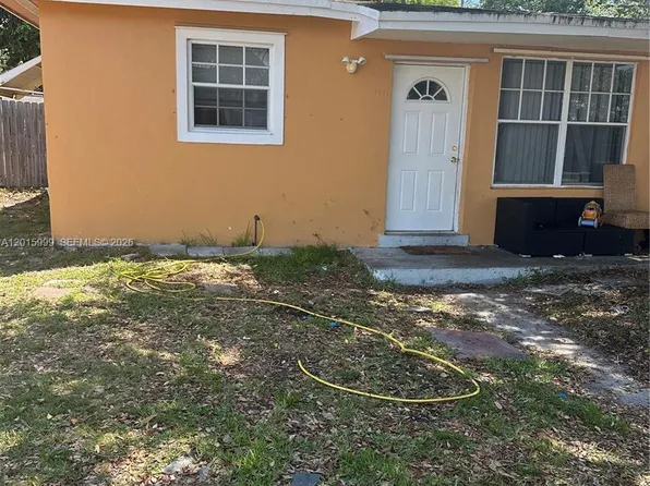 4141 SW 32nd Dr, Hollywood, FL 33023