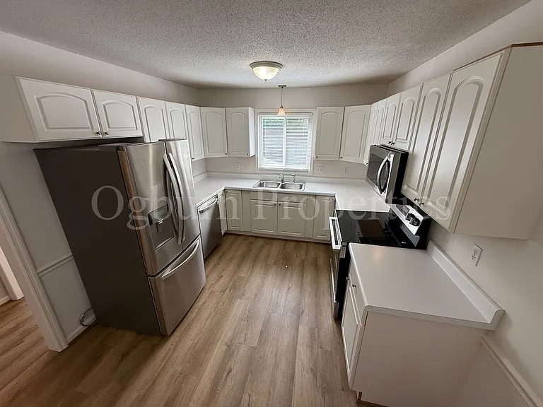 1905 Winding Ridge Ct — Photo 6