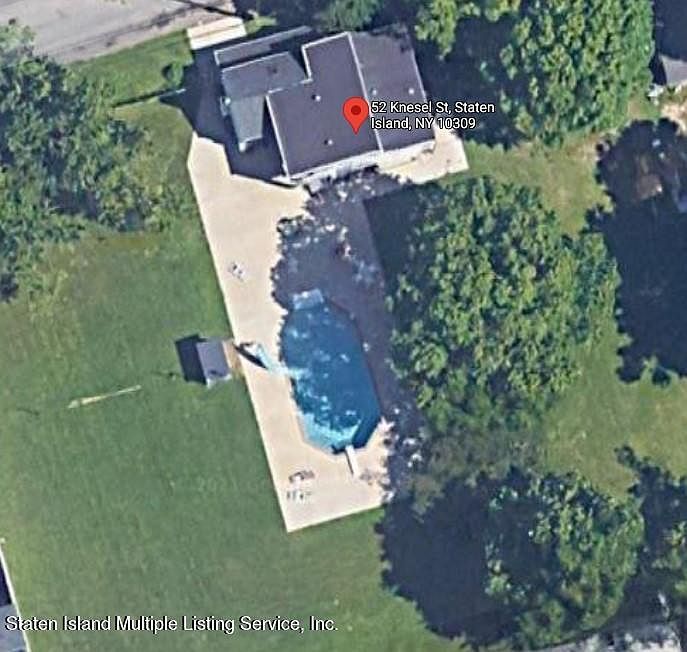 1st image of 52 Knesel St