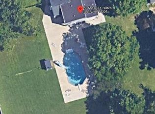 52 Knesel St, Staten Island, NY 10309