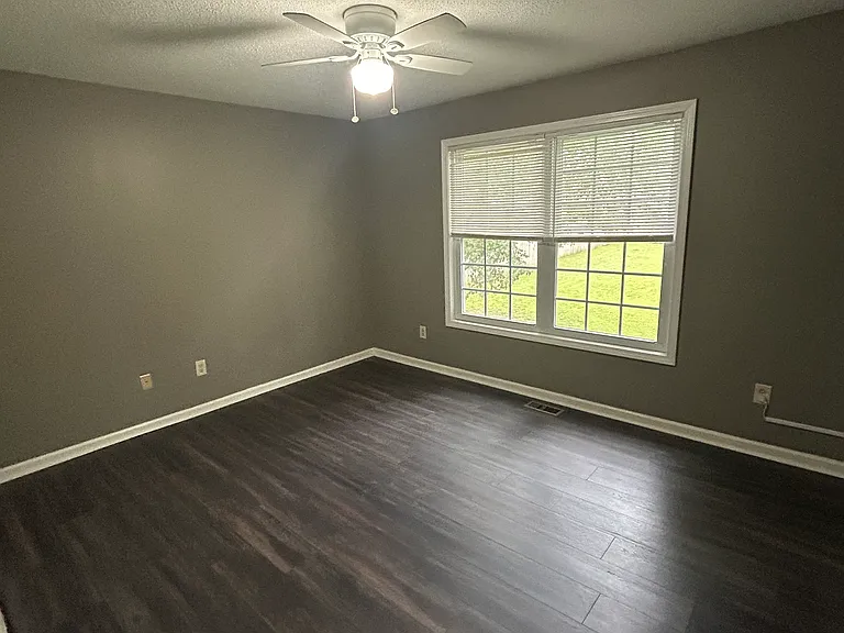 16 Settlers Mill Run — Photo 5
