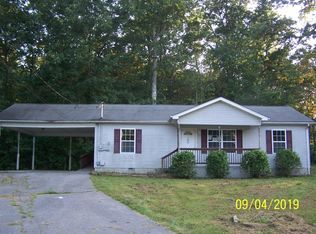 196 Rusty Blue Dr, Crossville, TN 38555