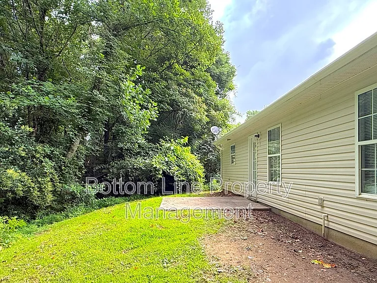 5211 Windy Valley Dr — Photo 15
