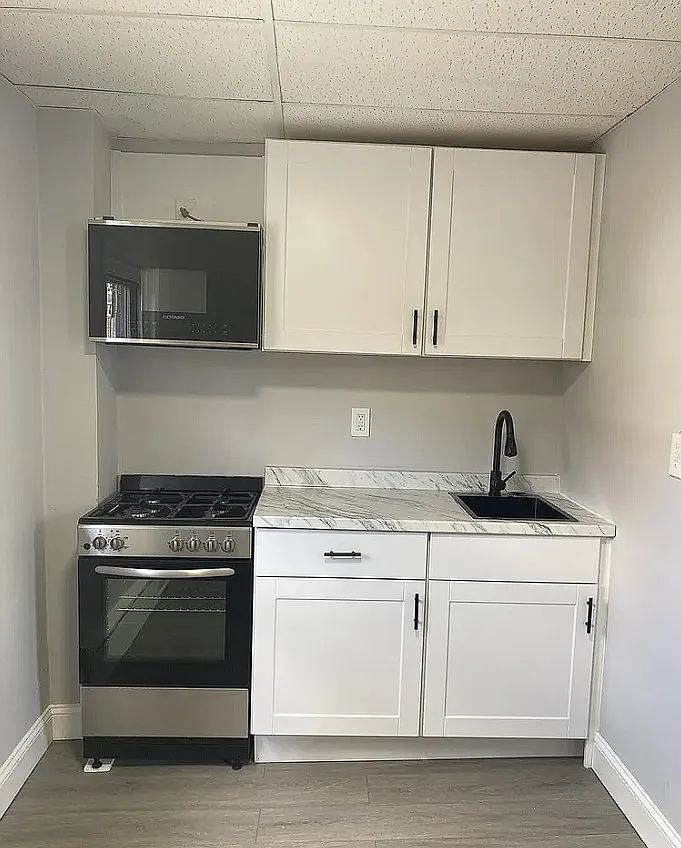 Building Photo - 1682 Harrison St #1