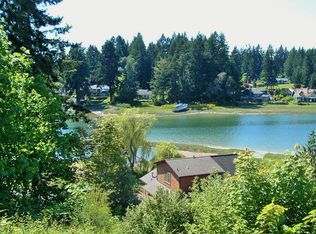 1456 NW Crows Nest Ln, Bremerton, WA 98312