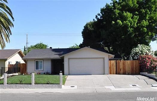 1st image of 7413 Lawnwood Dr