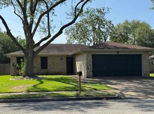 1219 Pennsylvania Ave, Victoria, TX 77904