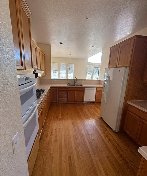203 Morning Sun Ave #B — Photo 6