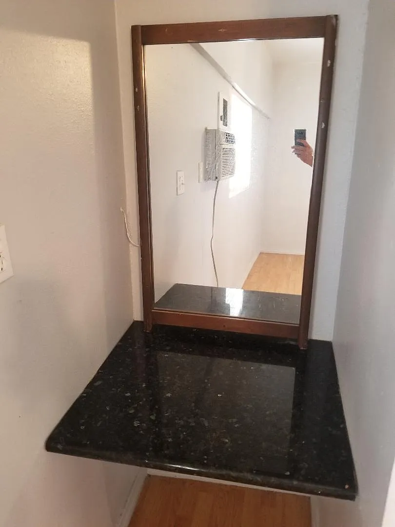 2 bed, 600 sqft, $1,095 — Photo 3