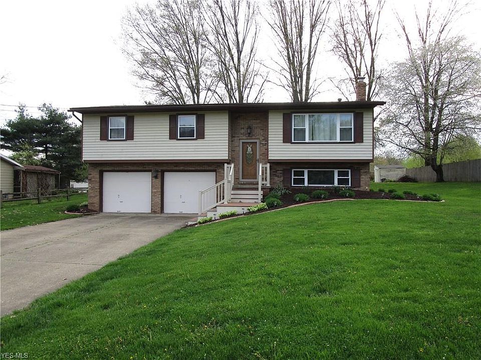 1st image of 3003 Meadowbrook Dr