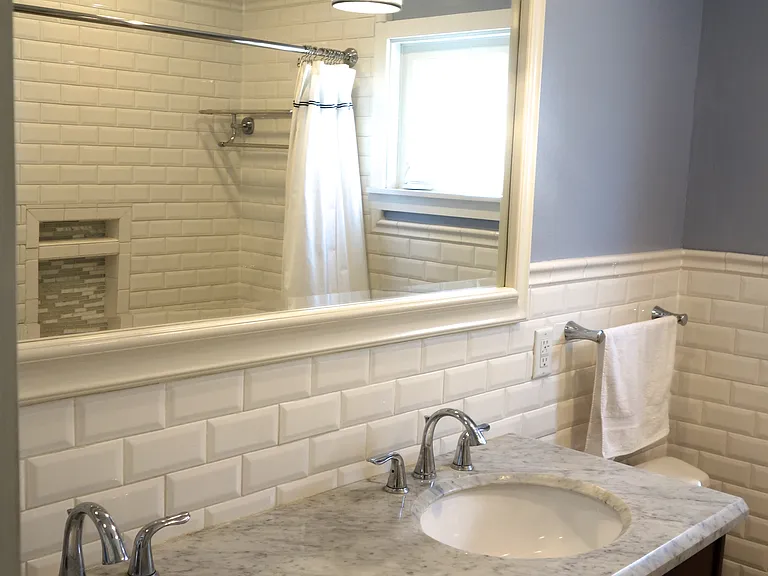 244 S Parkwood Ave — Photo 13
