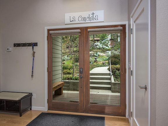 4th image of 60114 Cascadel Dr N
