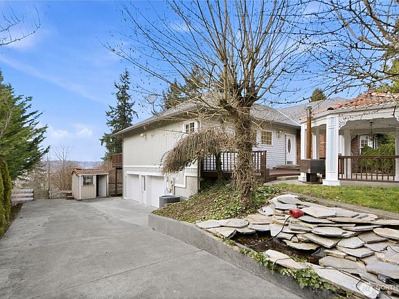 2nd image of 31637 107th Avenue SE