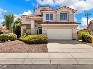 889 W Kroll Ave, Gilbert, AZ 85233