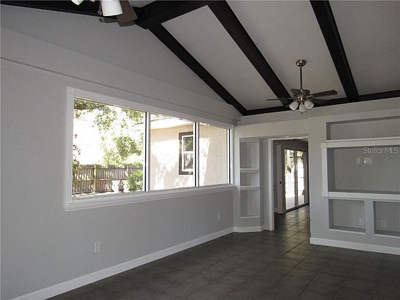 3rd image of 811 42nd St