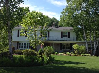 1026 Allouez Rd, Marquette, MI 49855