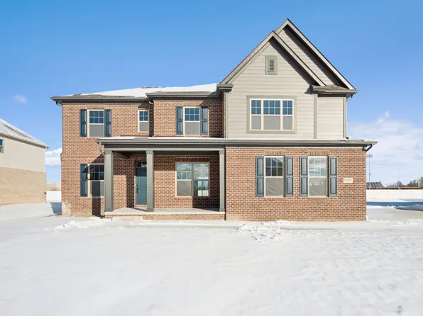 11957 Moore Ln, Washington, MI 48094