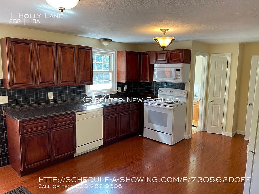 1st image of 1 Holly Ln