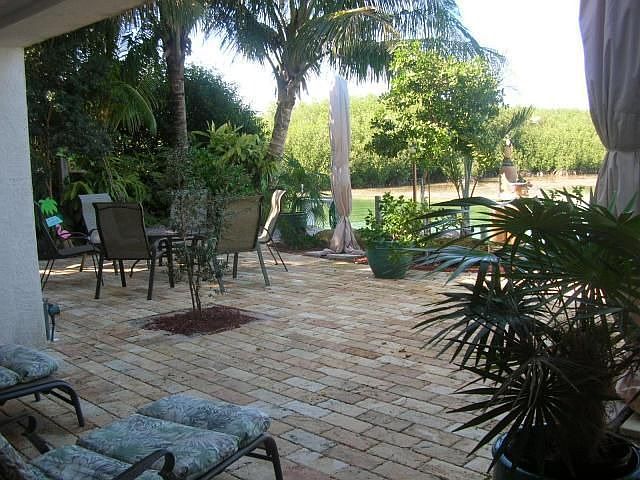 1st image of 106 Bayview Isle Dr