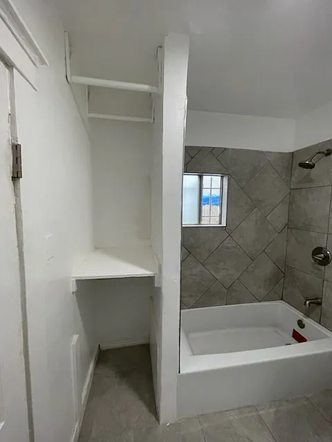 7019 Marbrisa Ave — Photo 2