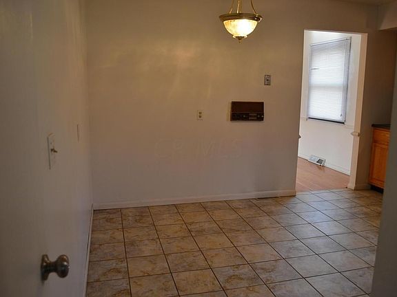 4th image of 2272 Somersworth Dr N
