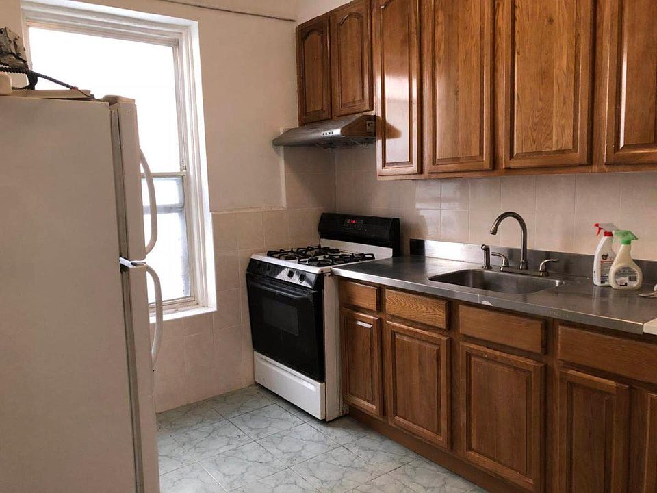2nd image of 1611 Quentin Rd APT 2R