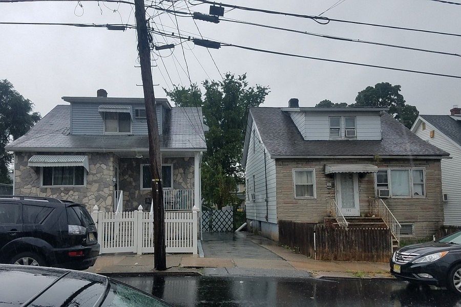 2nd image of 181 Manchester Ave