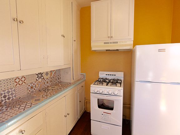 5th image of 407 W San Ysidro Blvd APT 7