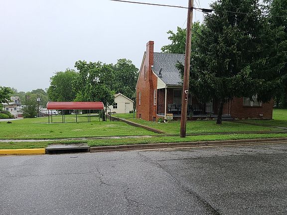 3rd image of 305 High St